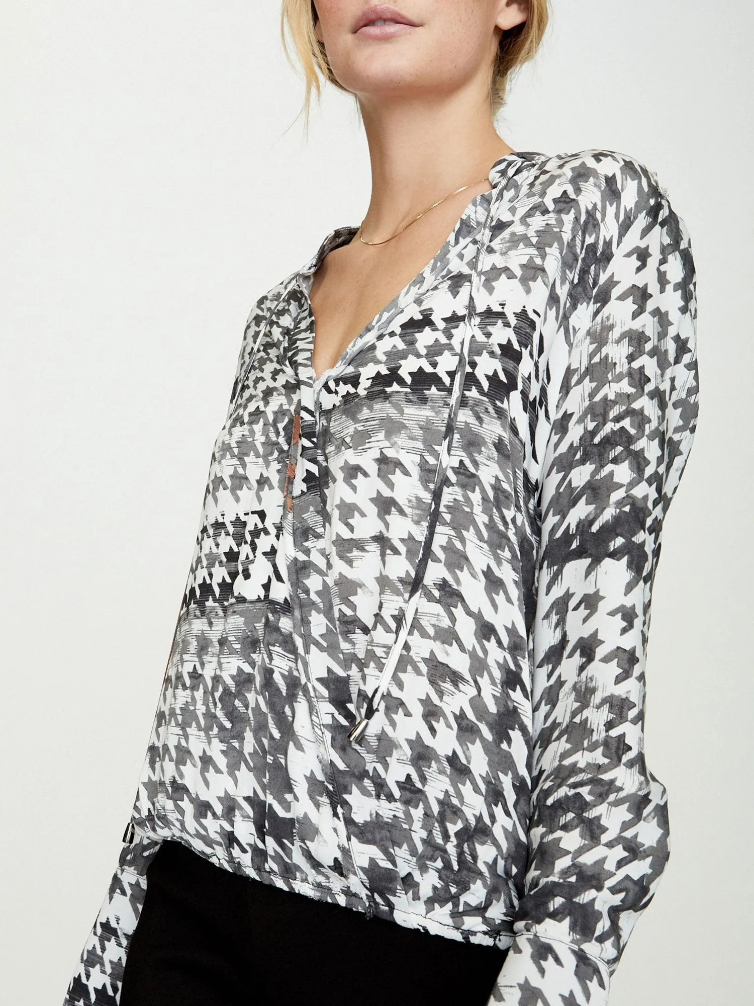 BROCHU WALKER - Mayes Wrap Top Houndstooth