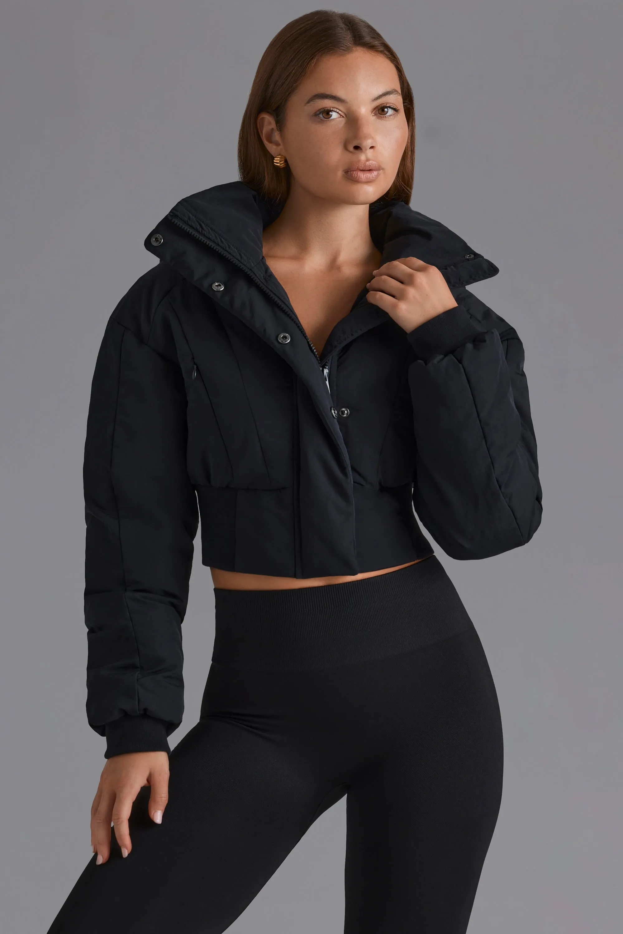 Contour Hooded Cropped Puffer Jacket in Black