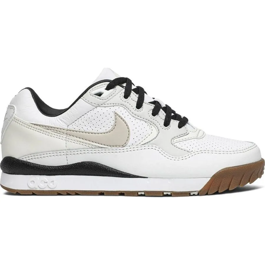 Nike ACG Wildwood sneakers, white/black/brown